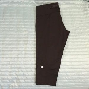 Lululemon SpeedUp Crop, Black, Size 8